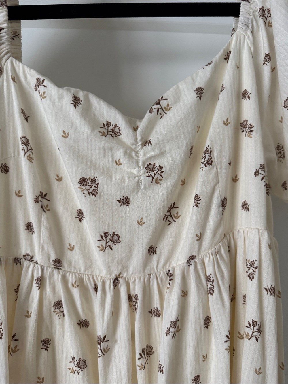Rylee + Cru Cream Floral Maxi Dress - Picture 5 of 8